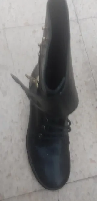 Botas negras talla 39