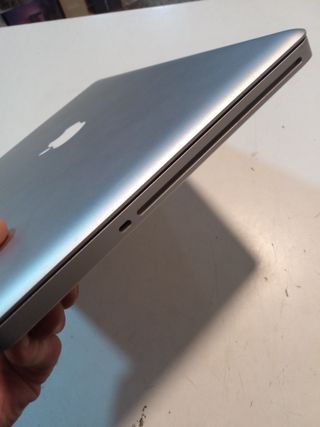 MacBook Pro 13 i7 8GB RAM 750GB