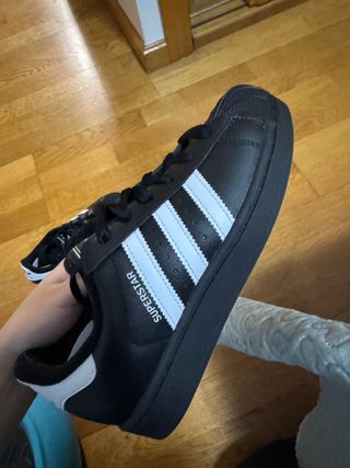 Zapatillas Adidas Superstar Negras Blancas Nuevas