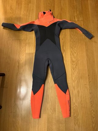 Neopreno surf/buceo naranja y negro