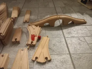 Trenino di legno