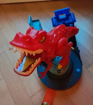 Pista Hot Wheels T-Rex Rampage