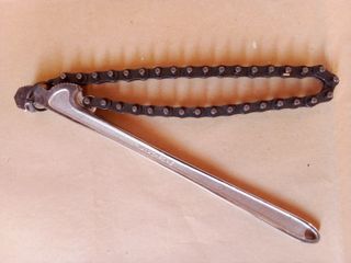 ferramenta CHIAVE A CATENA FACOM N.136 PER FILTRI