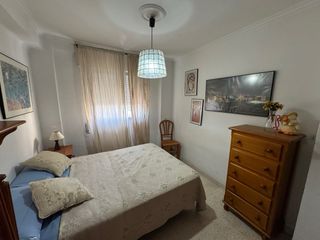 Dormitorio estilo provenzal:colchón 1.35(1 año)