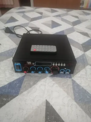 Amplificador BT309A con Mando