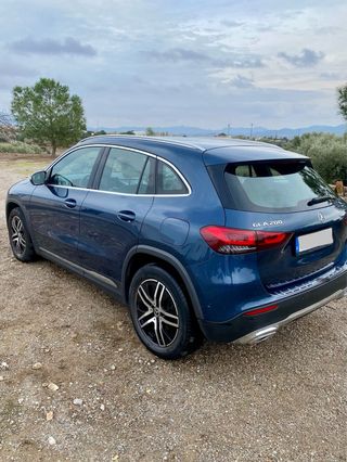 Mercedes-Benz GLA 200