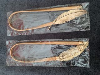 2 Sujeta cortina de metal dorado totalmente nuevas