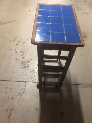 Carro mesa botellero madera y cerámica
