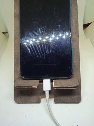 Supporto Telefono Legno e Cuoio