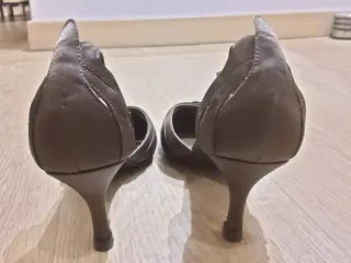 Zapatos de fiesta Menbur marrones