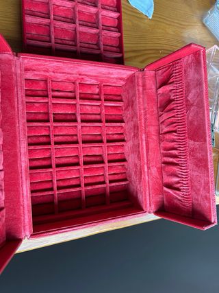 Joyero piel rojo Salvador Bachiller