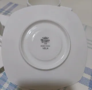 Richard Ginori coppia di  tazzine modello Vela