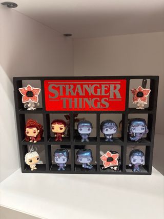 Colección Funko Pop Stranger Things + Expositor