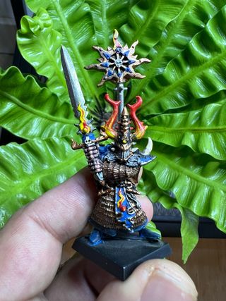 Aekold Helbrass Paladín Tzeentch Warhammer Plomo