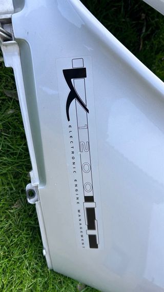 Tapa derecha carenado BMW K 1200 LT Plata