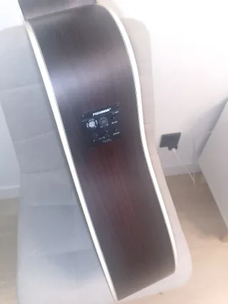 Guitarra Acústica vendo, cambio
