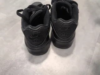 Nike Air Max niño/a talla 35.5 poco uso