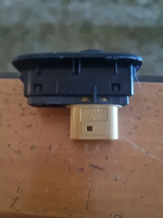 Interruttore alzacristalli Ford Fiesta