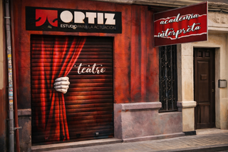 PINTOR GRAFITI CIERRE FACHADA COMERCIAL DECORADOR