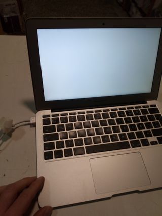 MacBook Air 11 i5 4GB RAM