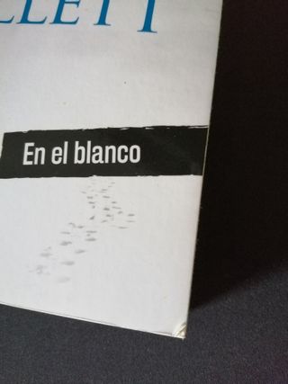 Libro "En el blanco", Ken Follet
