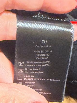 Giacca corta nera con cappuccio