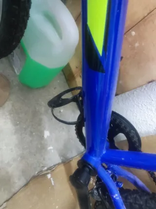 Bicicleta infantil azul
