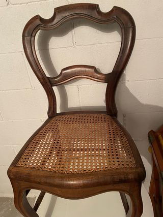 Par de sillas de rejilla