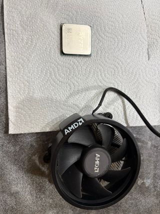 Procesador AMD Ryzen 5 2600 con disipador
