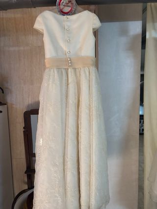 Traje de Comunión Blanco y Dorado