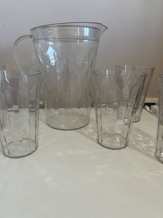 Brocca e 6 Bicchieri in Plastica Trasparente