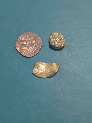 Lote de monedas antiguas.