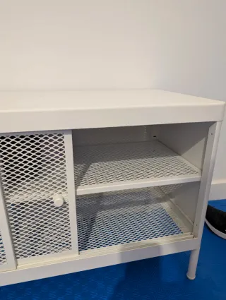 Banco zapatero blanco con puerta corredera