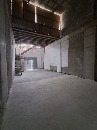 Local comercial en alquiler en Coín