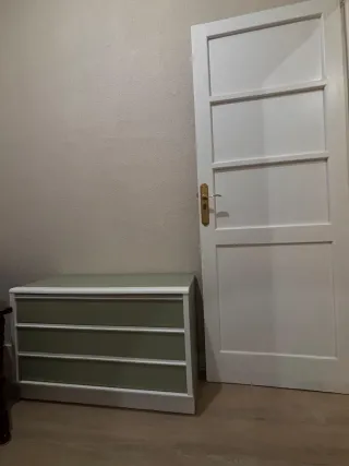 Cómoda Auxiliar Verde y Blanca