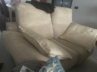 Sofá 2 plazas beige tela