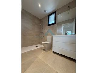 Casa adosada en alquiler en Valdebebas - Valdefuentes en Madrid