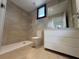 Casa adosada en alquiler en Valdebebas - Valdefuentes en Madrid