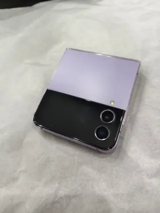 Samsung Galaxy Z Flip4 Morado 128GB Reparar