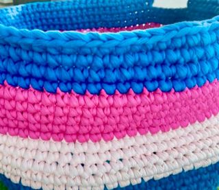 Cesto artesanal trapillo multicolor