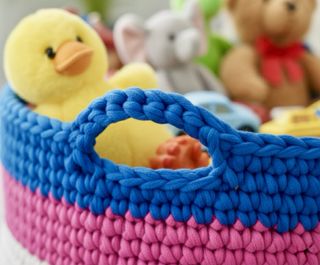 Cesto artesanal trapillo multicolor