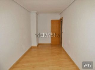 Piso en alquiler en El Candado - El Palo en Málaga