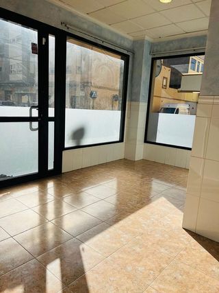 Local comercial en venta en Nules