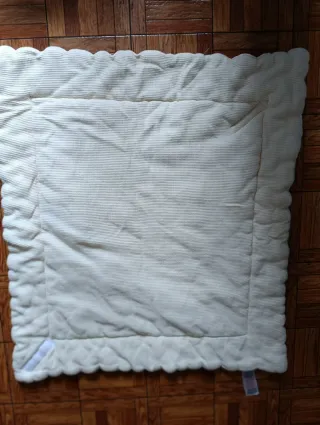 Copriletto avvolgente per neonato