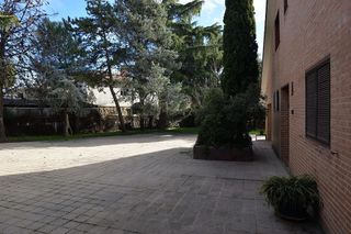 Chalet en alquiler en Colmenarejo