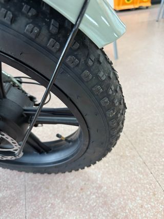 Bicicleta Eléctrica WST Gris nueva sin uso