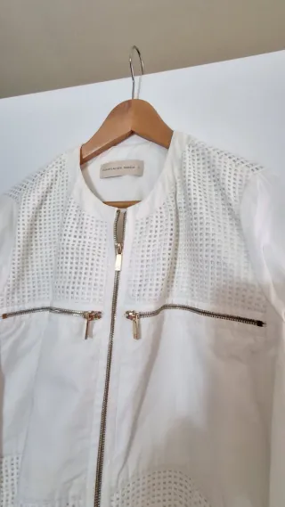 Gabardina Blanca Purificación García