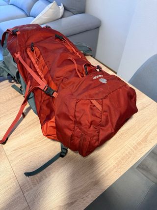Mochila Deuter Aircontact 45+10 Roja