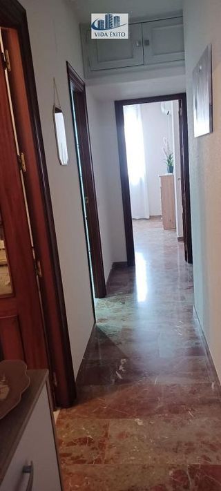 Piso en alquiler en Linares