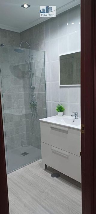 Piso en alquiler en Linares